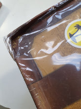 Load image into Gallery viewer, Globetrotting {B-Grade}