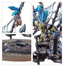 Load image into Gallery viewer, Gloomspite Gitz Scuttleboss on Gigantic Spider