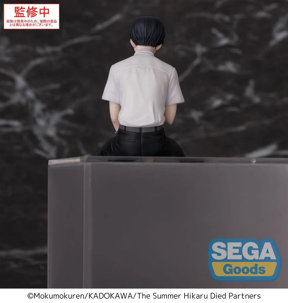 The Summer Hikaru Died: Yoshiki PM Perching Statue