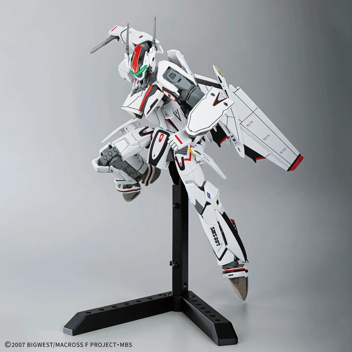 HG VF-25F Messiah Valkyrie (Alto Saotome's) 1/100 Model Kit
