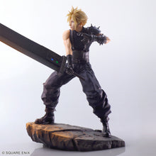 Load image into Gallery viewer, Final Fantasy VII Rebirth Cloud Strife Static Arts Statue