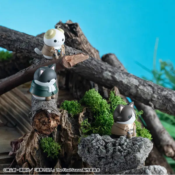 Attack on Titan: Attack on Tinyan Gathering Scout Regiment danyan! MEGA CAT PROJECT Blind Box