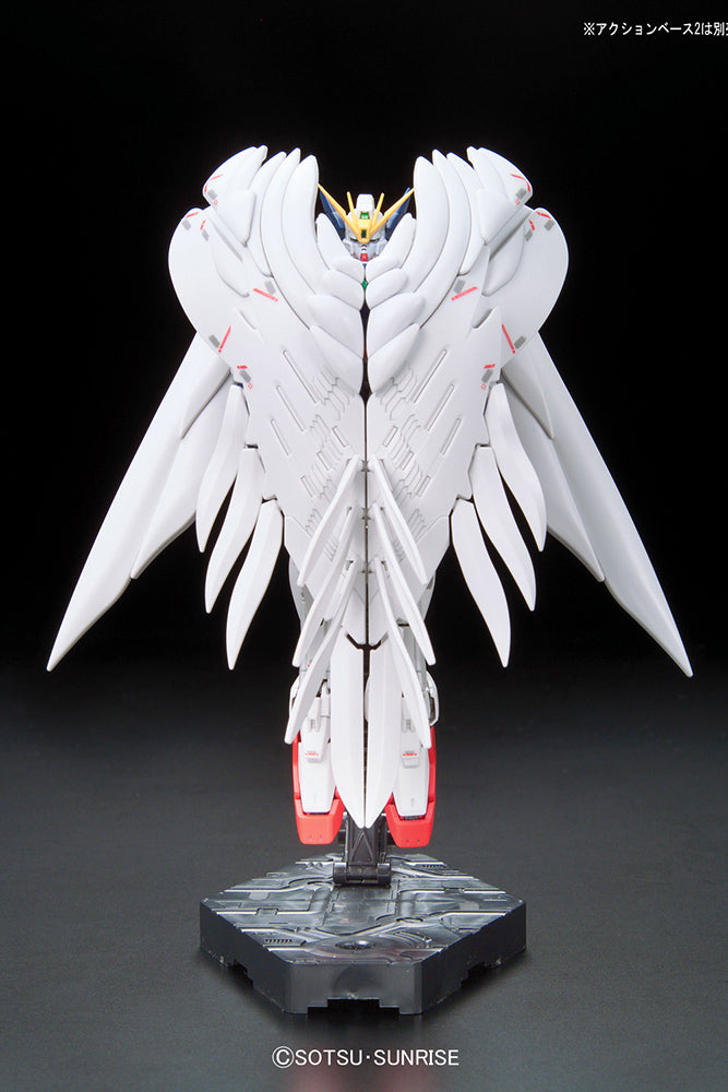 RG Wing Gundam Zero EW 1/144 Model Kit