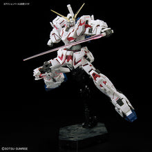 Load image into Gallery viewer, RG Gundam Unicorn 1/144 Model Kit