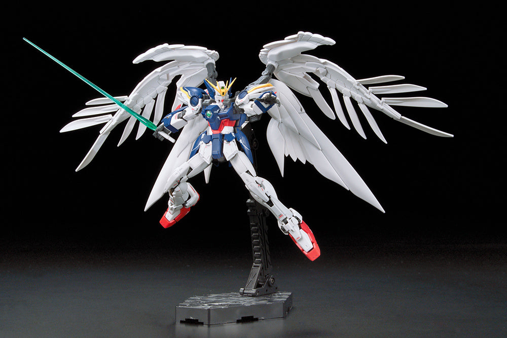 RG Wing Gundam Zero EW 1/144 Model Kit