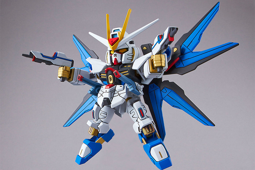 SD Gundam Strike Freedom EX STD 006 Model Kit