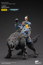 Laden Sie das Bild in den Galerie-Viewer, JOYTOY Warhammer 40k Actionfigur Space Wolves Thunderwolf Cavalry Frode