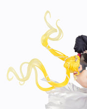Load image into Gallery viewer, Sailor Moon: Usagi &amp; Tuxedo Mask (Moonlight Glow Edition Ver.) FiguartsZERO Chouette Statue