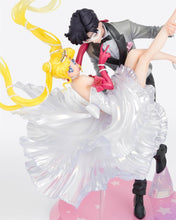 Load image into Gallery viewer, Sailor Moon: Usagi &amp; Tuxedo Mask (Moonlight Glow Edition Ver.) FiguartsZERO Chouette Statue