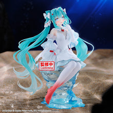 Load image into Gallery viewer, Hatsune Miku (Clearluxe Clione Ver.) Evolve Banpresto