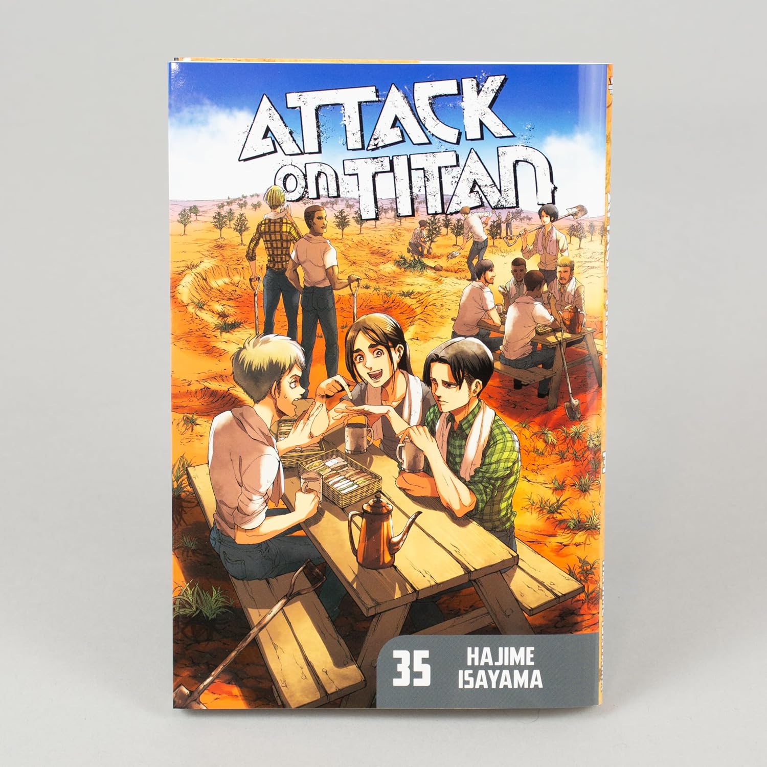 Attack on Titan Volume 35 FLY Collector's Box Set – Travelling Man UK