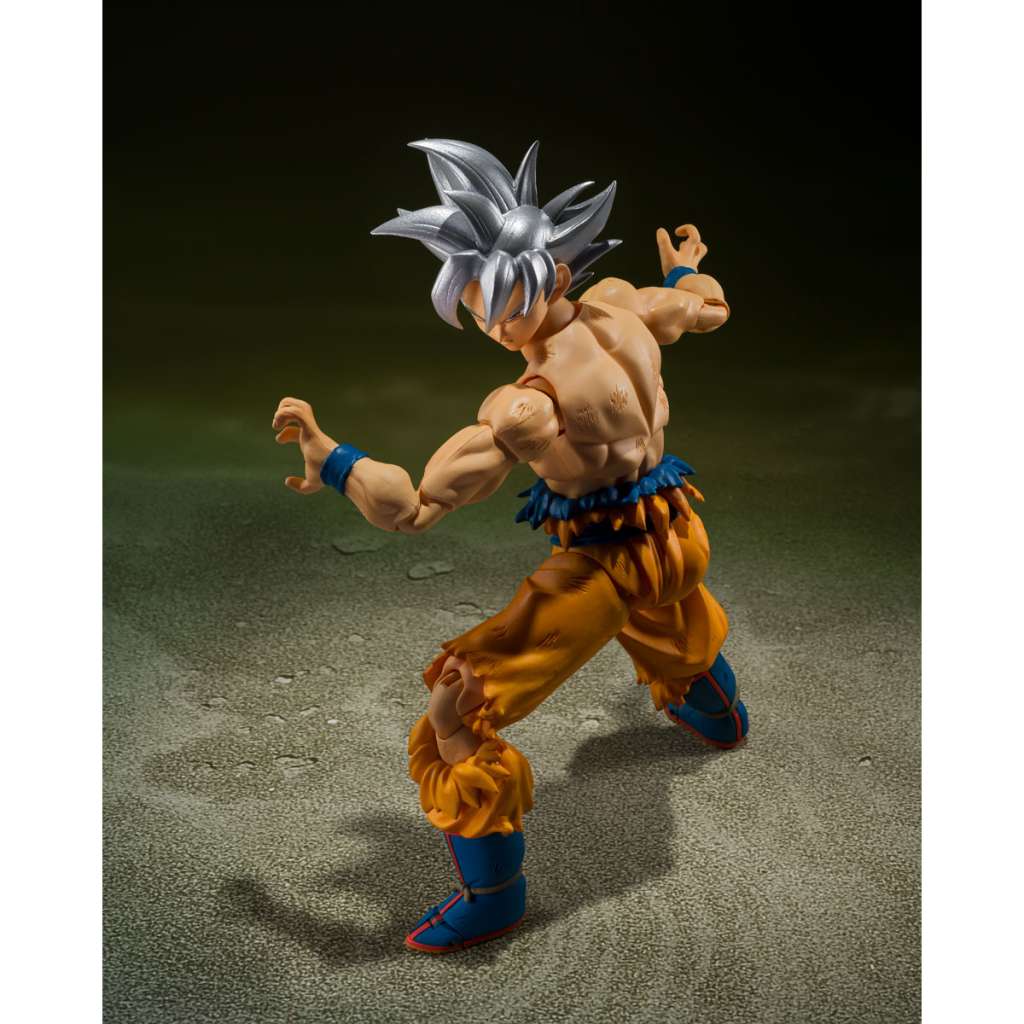 Dragon Ball Super Son Goku Ultra Instinct Toyotarou Ver. S.H Figuarts with Dragon Ball S.H.Figupedia Book
