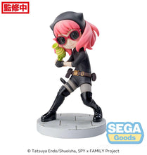 Load image into Gallery viewer, Spy X Family Anya Forger Playing Undercover Luminasta Statue
