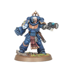 Load image into Gallery viewer, Space Marine Lieutenant