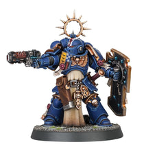 Load image into Gallery viewer, Space Marines Lieutenant With Storm Shield