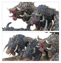 Load image into Gallery viewer, Warhammer The Old World Warriors of Chaos Chaos Warhounds