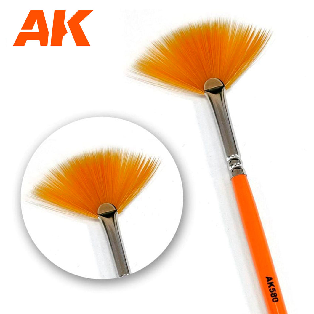AK Interactive Fan Shape Weathering Brush