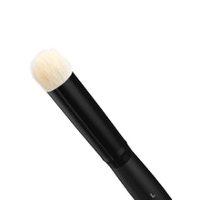 Load image into Gallery viewer, AK Interactive Set of Dry Brushes