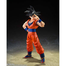 Load image into Gallery viewer, Dragon Ball Z: Son Goku (Kind-Hearted Saiyan) S.H.Figuarts