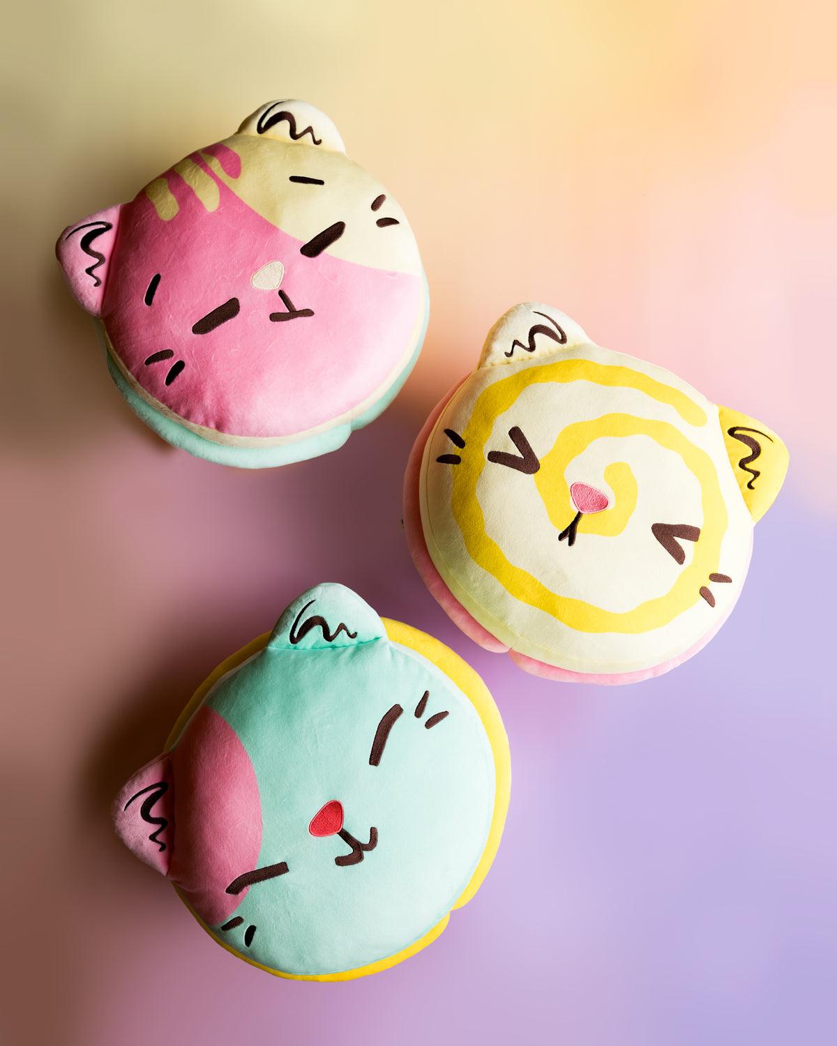 Kim-Joy x Kaleidos Creative Meowcaron Plush