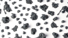 Load image into Gallery viewer, Gamers Grass Basing Bits Skulls &amp; Bones
