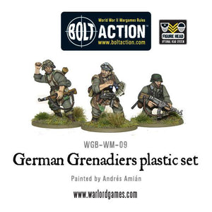Deutsche Grenadiere mit Repetiergewehr