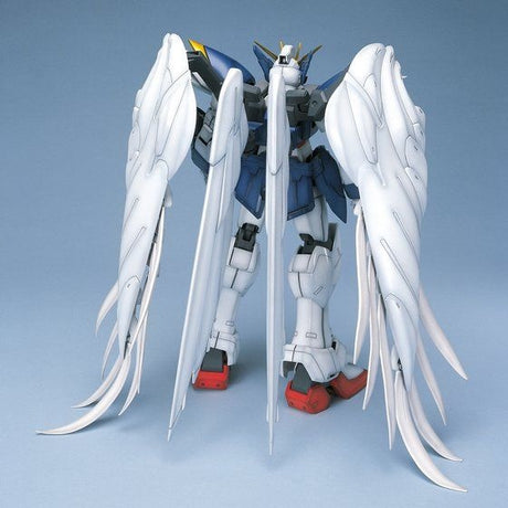 PG Perfect Grade Wing Gundam Zero Custom. 1/60 Model Kit