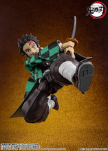 Load image into Gallery viewer, Demon Slayer Kimetsu no Yaiba: Tanjiro Kamado (Battle at Infinity Castle Ver.) S.H.Figuarts