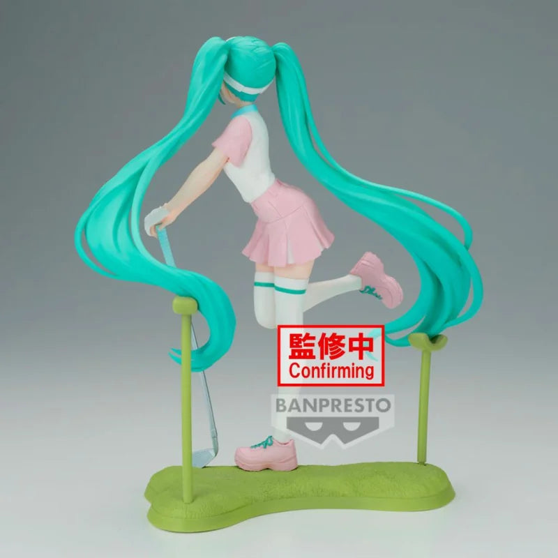 Hatsune Miku Holiday Memories Golf Banpresto Statue