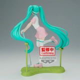 Hatsune Miku Holiday Memories Golf Banpresto Statue