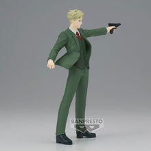 Load image into Gallery viewer, Spy X Family Vibration Stars Loid Forger Figurine Banpresto