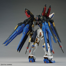 Load image into Gallery viewer, MGEX Strike Freedom Gundam (Gundam Seed Destiny) 1/100 Model Kit