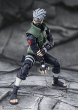 Load image into Gallery viewer, Naruto Shippuden Kakashi Hatake The Roaring Hero of Sharingan S.H.Figuarts