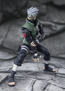 Naruto Shippuden Kakashi Hatake The Roaring Hero of Sharingan S.H.Figuarts