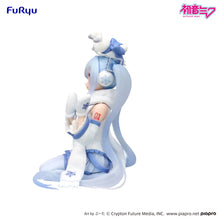Load image into Gallery viewer, Hatsune Miku: Snow Miku (Sky Town 10th Anniversary Ver.) Noodle Stopper Figure