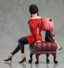 Load image into Gallery viewer, Spy x Family Anya and Yor Forger 1/7 Figure Set