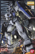 Load image into Gallery viewer, MG RX-78-3 G3 Gundam Ver 2.0 1/100 Model Kit