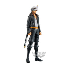 Load image into Gallery viewer, One Piece Film Red DXF The Grandline Men Vol 10 Trafalgar Law