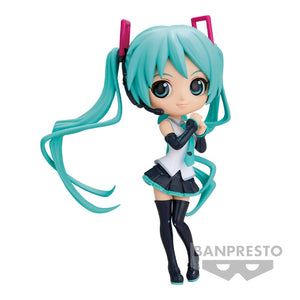 Hatsune Miku Q Posket V4X Style Ver B