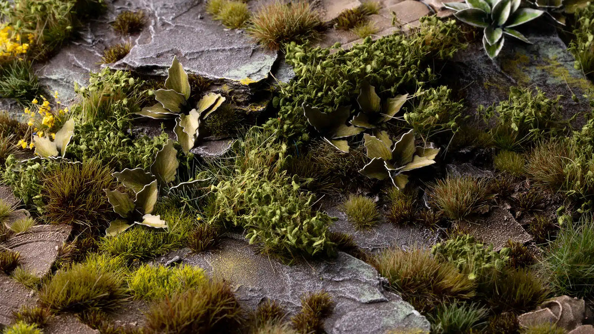 Gamers Grass Dark Green Shrubs
