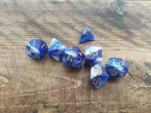 Load image into Gallery viewer, Double-Colour RPG 7 Dice Set
