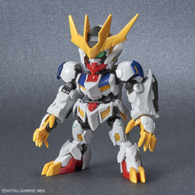Load image into Gallery viewer, SD Gundam Cross Silhouette Lupus Rex Model Kit