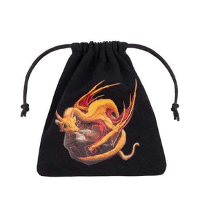 Dragon noir et adorable sac à dés
