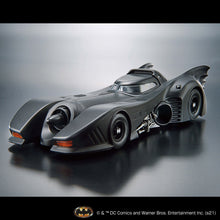 Load image into Gallery viewer, Batman 1989 Batmobile 1/35 Model Kit