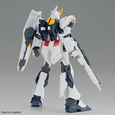 EG RX-93 Nu Gundam Model Kit